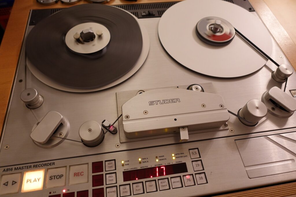 STUDER A816