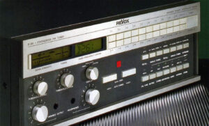 ReVox B261 - FM-Synthesizer-Tuner
