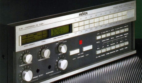 ReVox B261 - FM-Synthesizer-Tuner