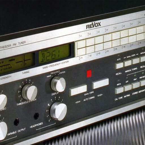 ReVox B261 - FM-Synthesizer-Tuner