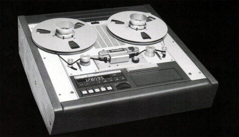 STUDER A812